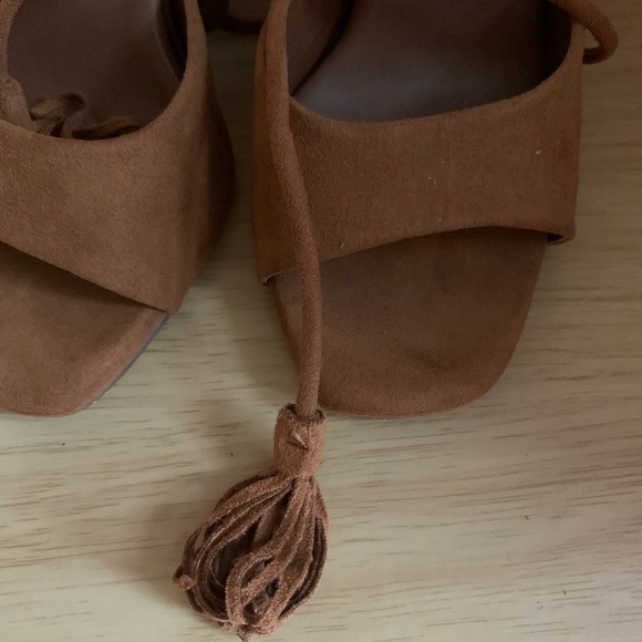 NWB Just Fab faux suede sandal 👡 ties up ankle size 6 - Picture 5 of 5